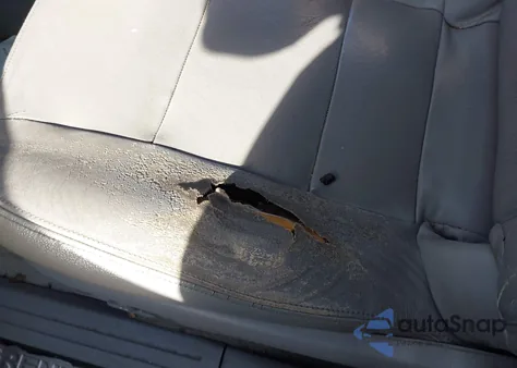 2005 Kia Sorento Ex/Lx z USA, uszkodzony, nr VIN KNDJC733X55381778